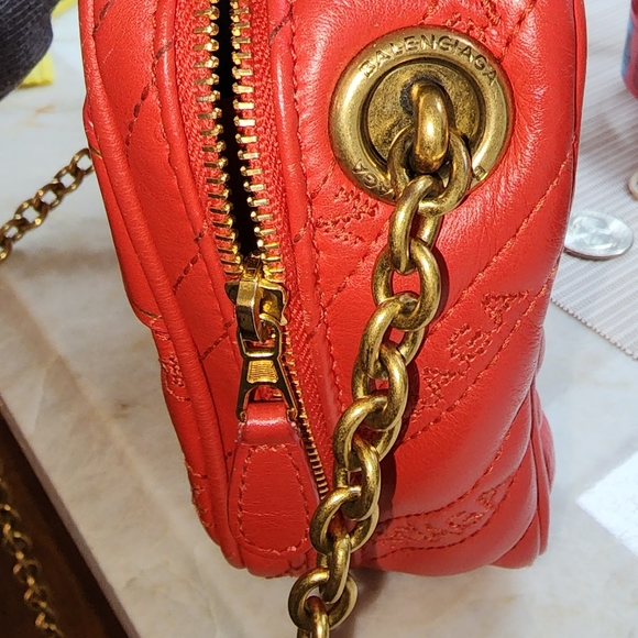 balenciaga blanket reporter bag